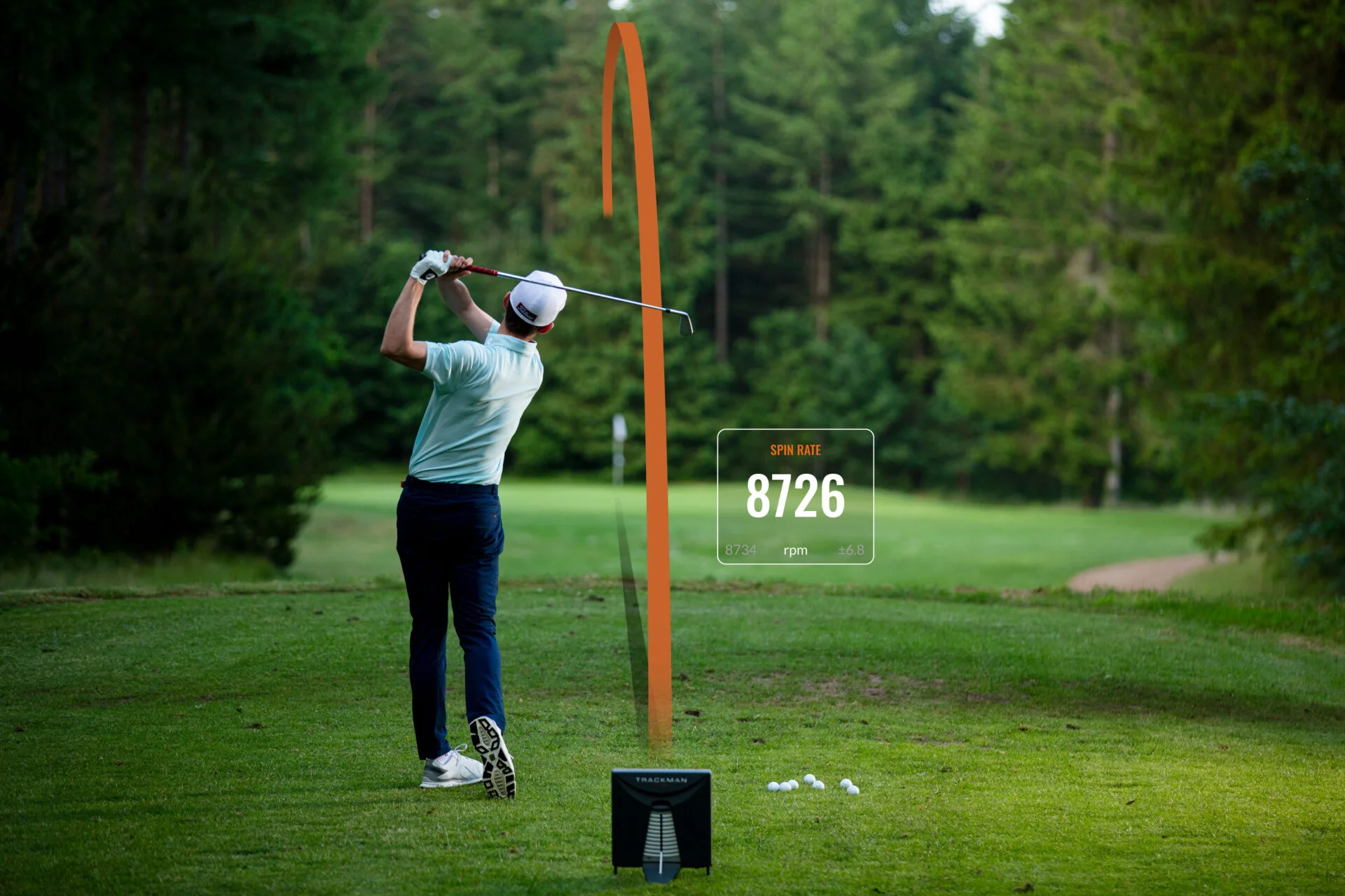 Player hitting par 3